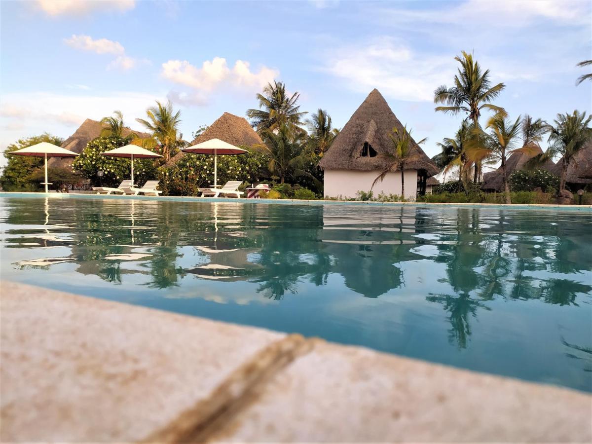 Karibuni Jeds Villas 85 & 86 Mambrui Exterior foto