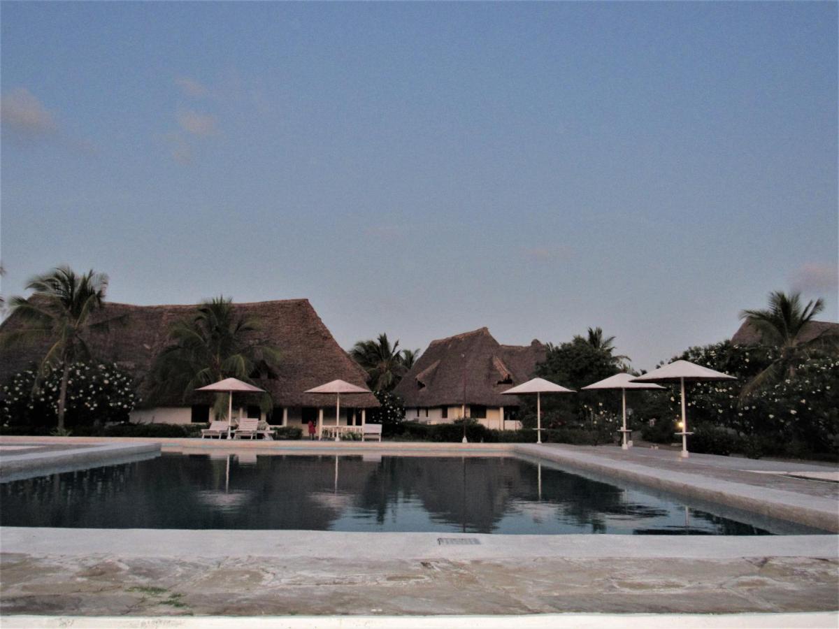 Karibuni Jeds Villas 85 & 86 Mambrui Exterior foto