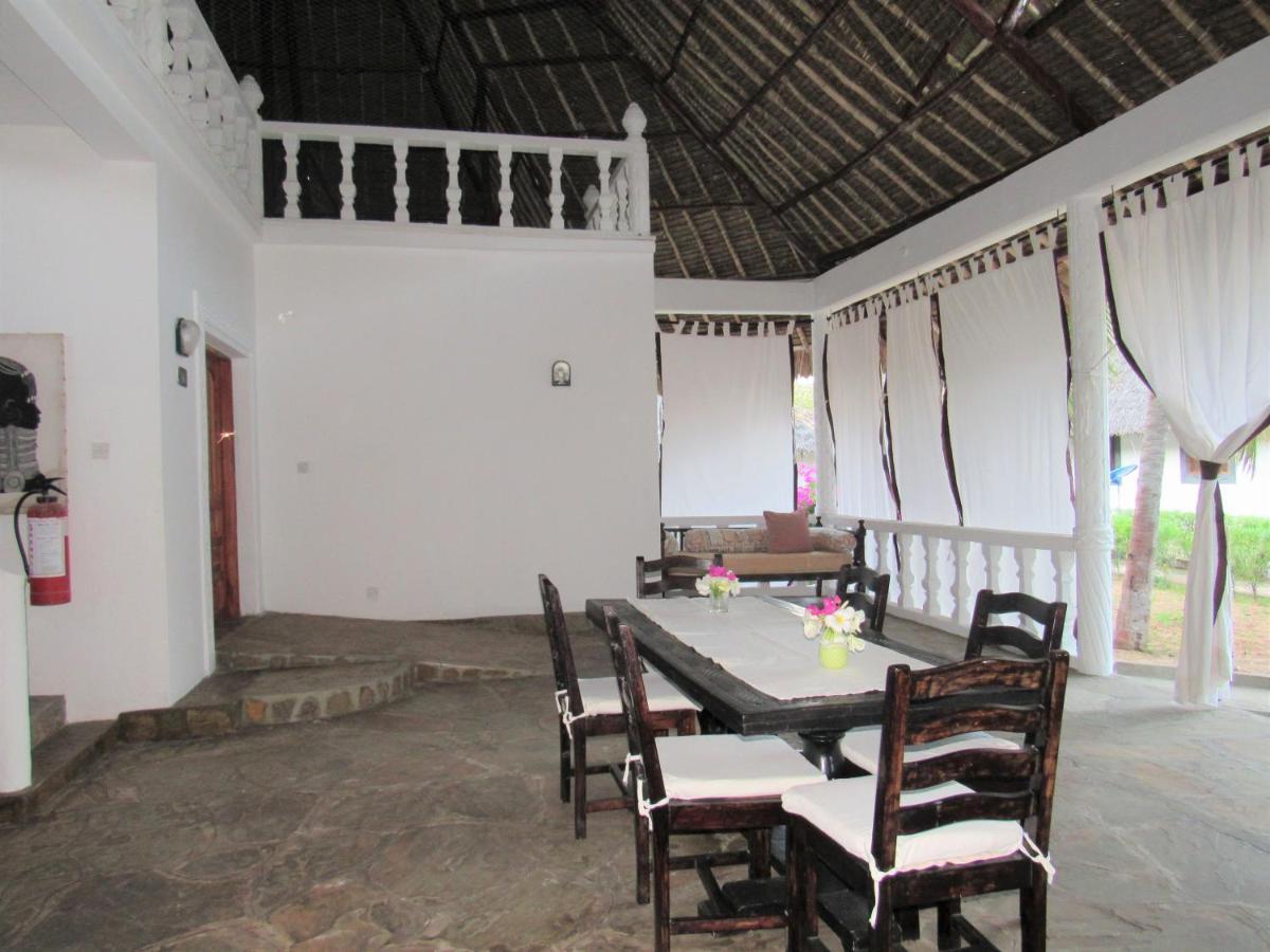 Karibuni Jeds Villas 85 & 86 Mambrui Exterior foto