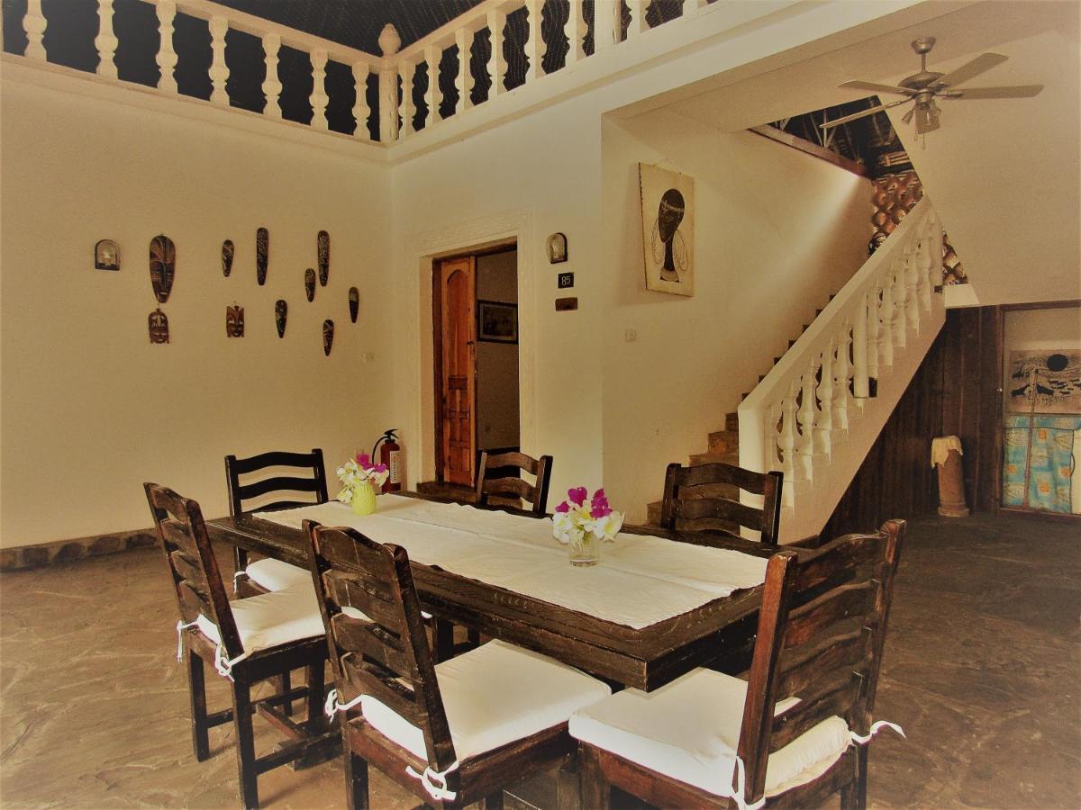 Karibuni Jeds Villas 85 & 86 Mambrui Exterior foto