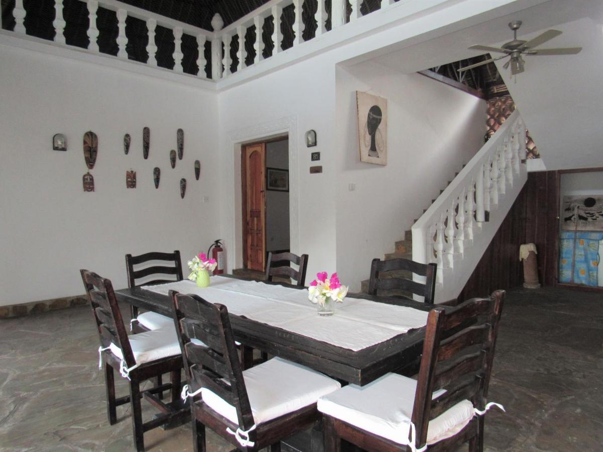 Karibuni Jeds Villas 85 & 86 Mambrui Exterior foto