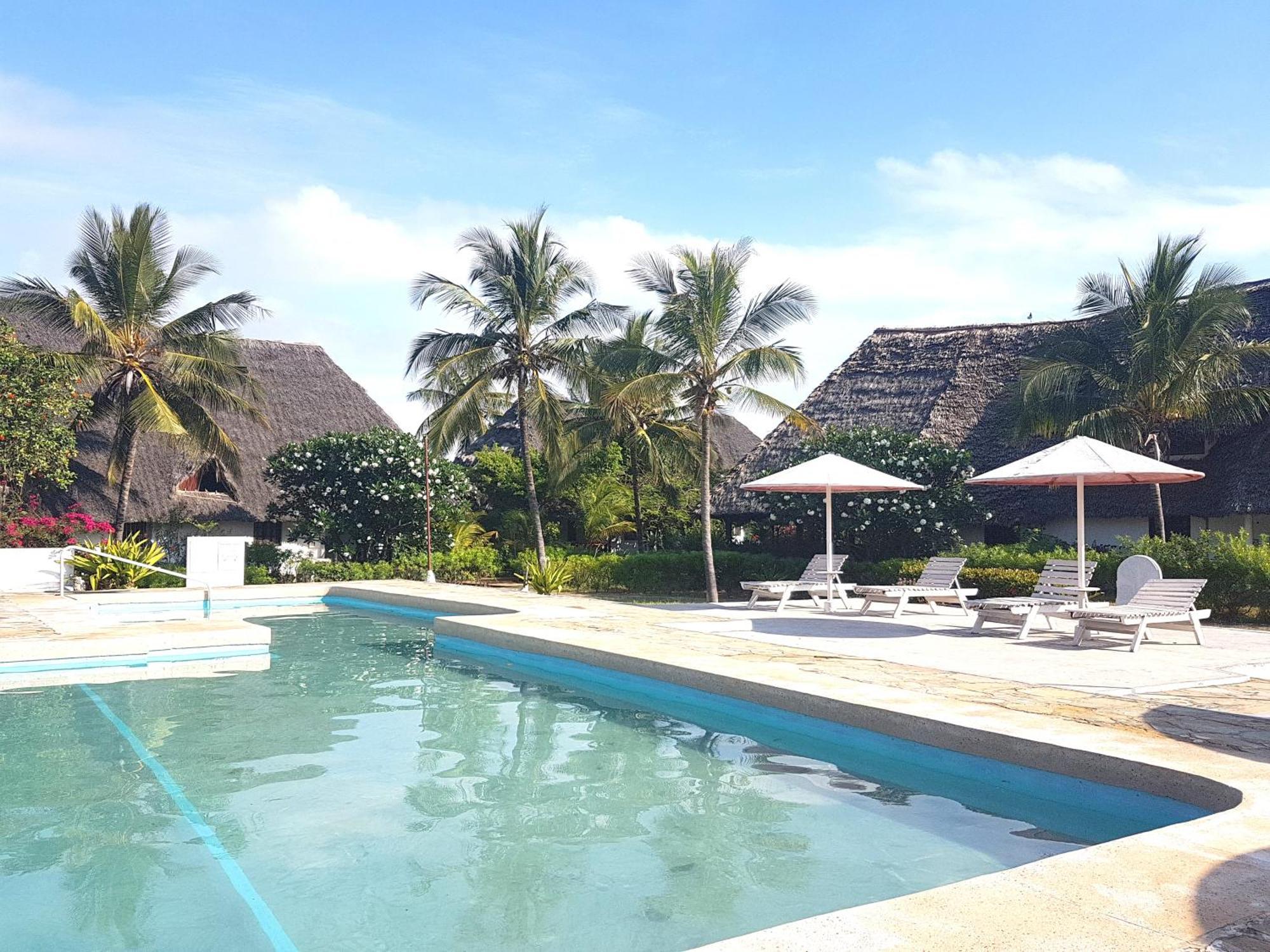 Karibuni Jeds Villas 85 & 86 Mambrui Exterior foto
