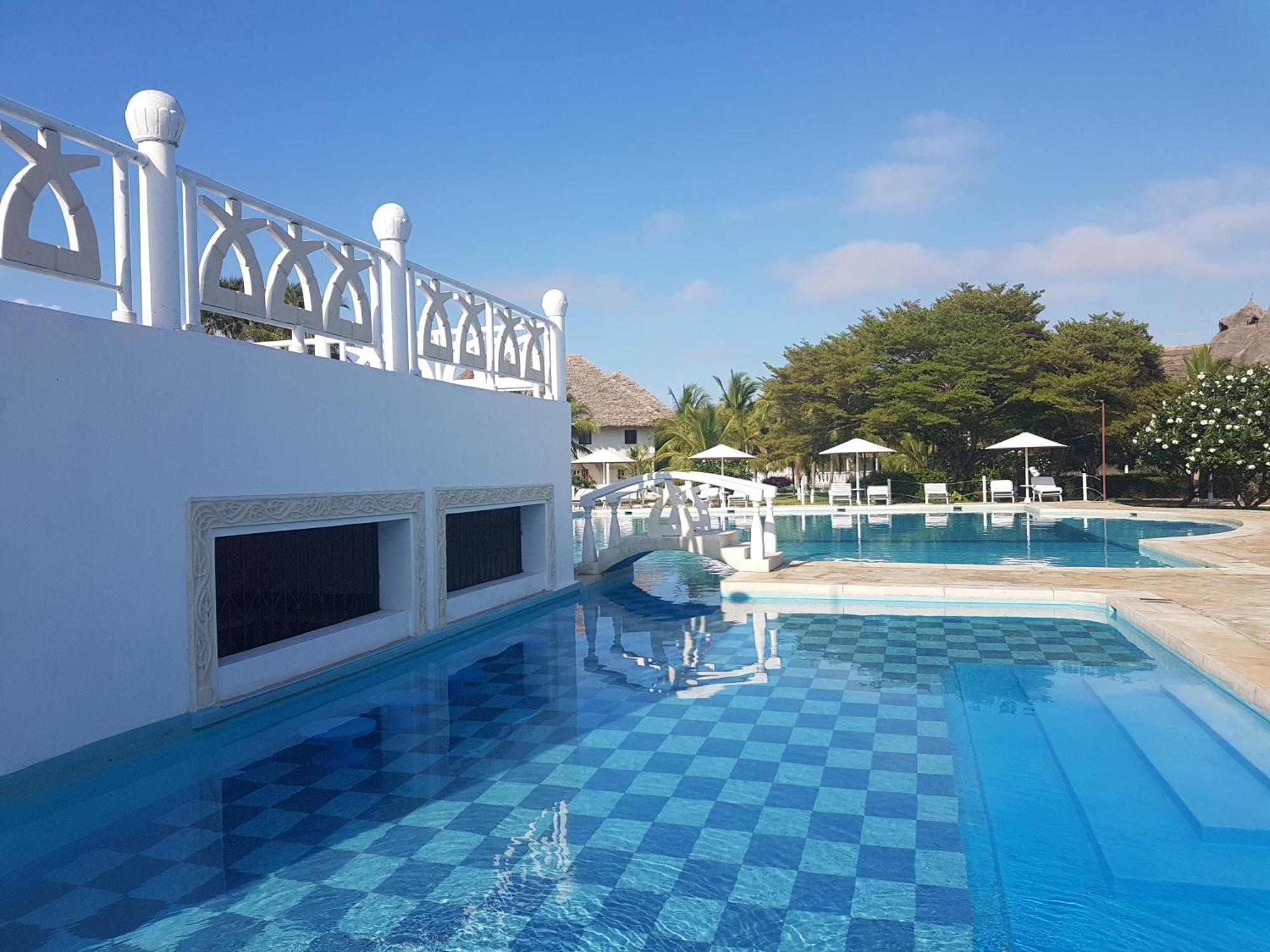 Karibuni Jeds Villas 85 & 86 Mambrui Exterior foto